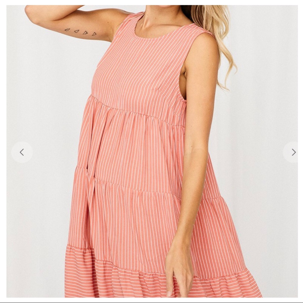 #19 Fabulous pin striped print tiered maxi dress - Picture 4 of 5